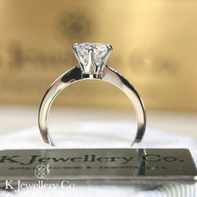 將圖片載入圖庫檢視器 Moissanite Six Prongs Ring 莫桑石靈動六爪戒指