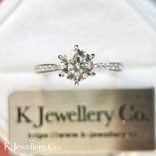 將圖片載入圖庫檢視器 Moissanite Six Prongs Ring 莫桑石靈動六爪戒指