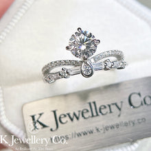 Load image into gallery viewer Moissanite Princess Crown Ring Moissanite Princess Crown Ring