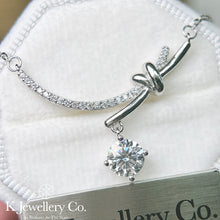 將圖片載入圖庫檢視器 Moissanite Knot 1ct Necklace 莫桑石Knot頸鏈