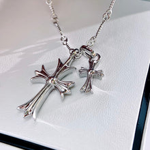 將圖片載入圖庫檢視器 Cubic Zirconia Cross Necklace 高碳鑽純銀雙十字架頸鏈
