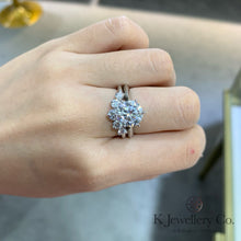 Load image into gallery viewer Moissanite V Stacking Ring