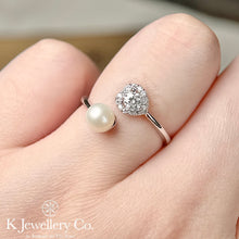 Load image into gallery viewer Moissanite Pearl Ring Moissanite natural freshwater pearl ring