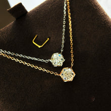 Load image into gallery viewer Cubic Zirconia Taille Impératrice cut Necklace - Imported Custom-Made High Carbon Diamond Queen Cut Necklace