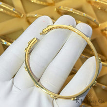 將圖片載入圖庫檢視器 Cubic Zirconia Silver Brushed Bangle 進口訂製高碳鑽純銀拉絲手鐲