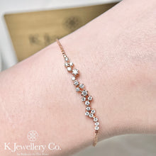 將圖片載入圖庫檢視器 Moissanite Starlight Cascade Bracelet 莫桑石星河流光手鏈