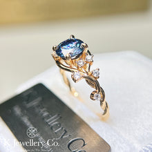 Load image into gallery viewer Moissanite Swiss Blue Ring Customized Swiss blue moissanite arabesque rose ring