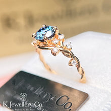 Load image into gallery viewer Moissanite Swiss Blue Ring Customized Swiss blue moissanite arabesque rose ring