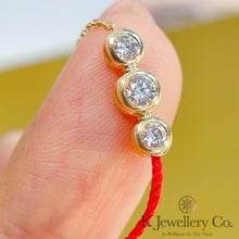 將圖片載入圖庫檢視器 Diamond 18K Gold 0.15ct redline Bracelet 18K天然鑽石三石紅繩手鏈