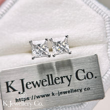 將圖片載入圖庫檢視器 Moissanite Princess Cut Ear Studs 莫桑石公主方石清鑲耳釘