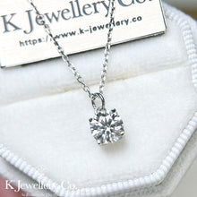 Load image into gallery viewer Moissanite Classic Four Prong Necklace Moissanite square bottom simple four-claw necklace