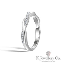 Load image into gallery viewer Moissanite Twisted Stacking Ring Moissanite wavy row ring