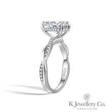 Load image into gallery viewer Moissanite Twisted Pear 2ct Ring Moissanite Twisted Pear 2ct Ring
