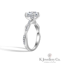 Load image into gallery viewer Moissanite Twisted Princess Cut 2ct Ring Moissanite Princess Cut 2ct Ring