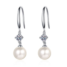 Load image into gallery viewer Moissanite Pearl Earrings Moissanite 30 points 8mm natural pearl ear hooks