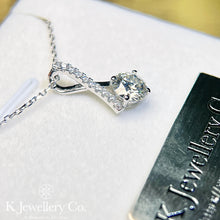 將圖片載入圖庫檢視器 Moissanite Angel Necklace 莫桑石天使頸鏈