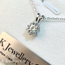 Load image into gallery viewer Moissanite Snowflake Necklace Moissanite Snowflake Necklace