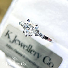 將圖片載入圖庫檢視器 Moissanite Heart Ring 莫桑石心型唯一戒指