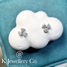 將圖片載入圖庫檢視器 Moissanite Three Stone Earrings 莫桑石三石耳釘