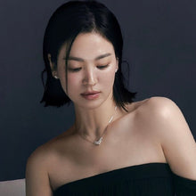 Load image into gallery viewer Pearl V Shape Earring Freshwater Pearl V Shape Earrings