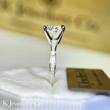 Load image into gallery viewer Moissanite Elegant Four Prong Ring 1.5 Carat Full Moissanite High Setting Vintage Ring