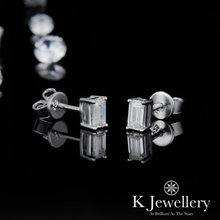 將圖片載入圖庫檢視器 Moissanite Emerald Cut Ear Studs 莫桑石祖母切耳釘