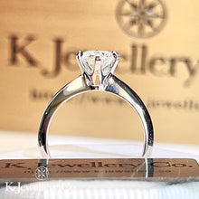 將圖片載入圖庫檢視器 Moissanite Six Claws Classic Ring莫桑石經典六爪戒指