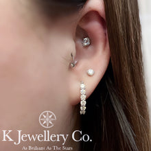將圖片載入圖庫檢視器 Moissanite Micro Pave Earrings 莫桑石爪鑲耳圈