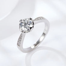 將圖片載入圖庫檢視器 Moissanite Four Claws Love Paved Ring 莫桑石四爪鏤空心心石臂戒指