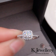 將圖片載入圖庫檢視器 Moissanite Square Full Paved Ring莫桑石方型圍鑲戒指