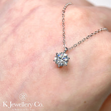 Load image into gallery viewer Moissanite New Six Prong Necklace Moissanite simple six-claw necklace