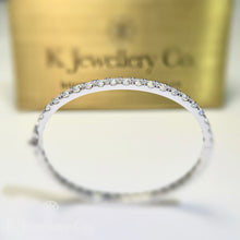 將圖片載入圖庫檢視器 Moissanite 12ct Full Paved Bangle 全圈莫桑石12卡手鐲
