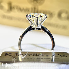 Load image into gallery viewer Moissanite Classic Six Prongs 5ct Ring Moissanite Classic Six Prongs 5ct Ring