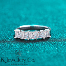 Load image into gallery viewer Moissanite Princess Cut Stars Ring Moissanite Princess Cut Stars Ring