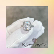 Load image into gallery viewer Moissanite 5ct Cushion Brilliant Ring Moissanite long pillow type full pavé ring