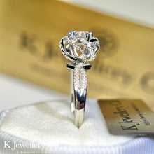將圖片載入圖庫檢視器 Moissanite Floral Crown Ring 莫桑石花嫁皇冠戒指