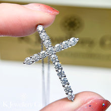 將圖片載入圖庫檢視器 Moissanite 1.6ct Cross Necklace 莫桑石1.6卡十字架頸鏈