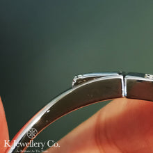 將圖片載入圖庫檢視器 Moissanite 12ct Full Paved Bangle 全圈莫桑石12卡手鐲