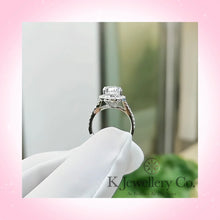 將圖片載入圖庫檢視器 Moissanite PT950 Oval Full Paved Ring 莫桑石PT950鉑金橢圓鵝蛋型圍鑲戒指