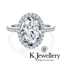 將圖片載入圖庫檢視器 Moissanite Oval Paved 4.5ct Ring 莫桑石橢圓形圍鑲4.5卡戒指