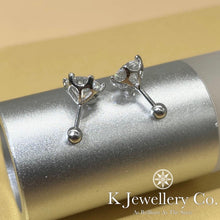 將圖片載入圖庫檢視器 Moissanite Six Prong Ear Studs 莫桑石六爪高鑲螺絲款耳環