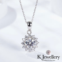 將圖片載入圖庫檢視器 Moissanite Sun Flower Necklace莫桑石太陽花圍鑲頸鏈