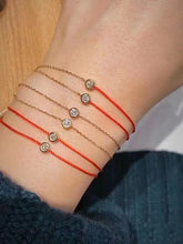 將圖片載入圖庫檢視器 Diamond 18K Gold 0.1ct Bezel Bracelet 18K天然鑽石10分圓鑲紅繩/K金手鏈