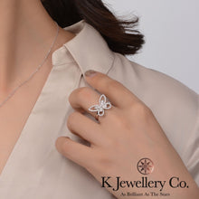 將圖片載入圖庫檢視器 Moissanite Butterfly Paved Ring 莫桑石全石蝴蝶戒指