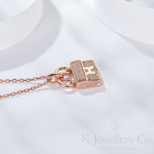 將圖片載入圖庫檢視器 Moissanite Hand Bag Necklace 莫桑石手袋包包頸鏈