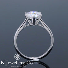 Load image into gallery viewer Moissanite Six Prong Ring Moissanite classic small arm six prong ring