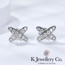 將圖片載入圖庫檢視器 Moissanite Cross Ear Studs 莫桑石交叉耳釘
