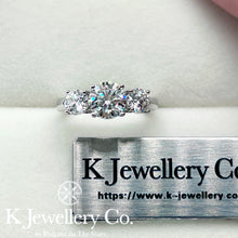 將圖片載入圖庫檢視器 Moissanite Three Stars Ring 莫桑石三鑽全莫桑戒指訂制版