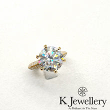 將圖片載入圖庫檢視器 Moissanite Setting Pave Ring 莫桑石六爪密鑲戒指