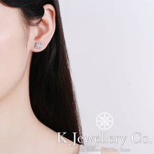將圖片載入圖庫檢視器 Moissanite Peace Knot Earrings 莫桑石平安結耳環